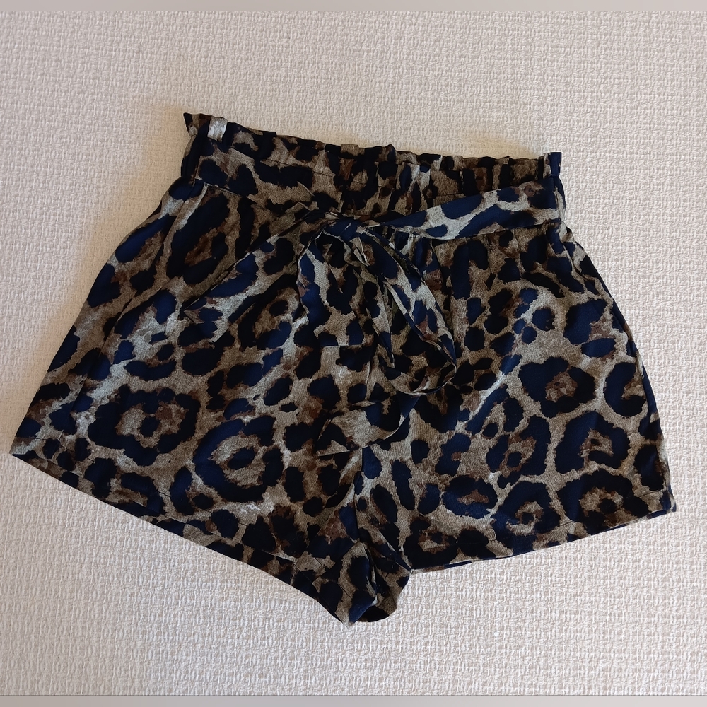 SHEIN Leopard Print Women's Paper Bag Shorts - Large